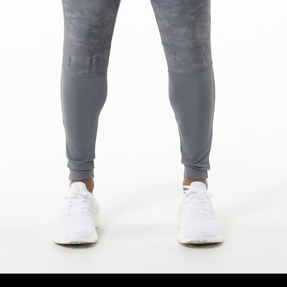 NEW Alphalete Mens Infinity Tech Pant Joggers – Shadow Grey - Picture 3 of 12